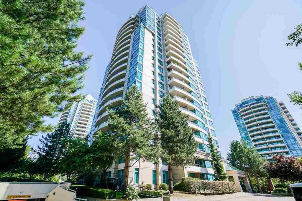405 6611 Southoaks Cres, Burnaby