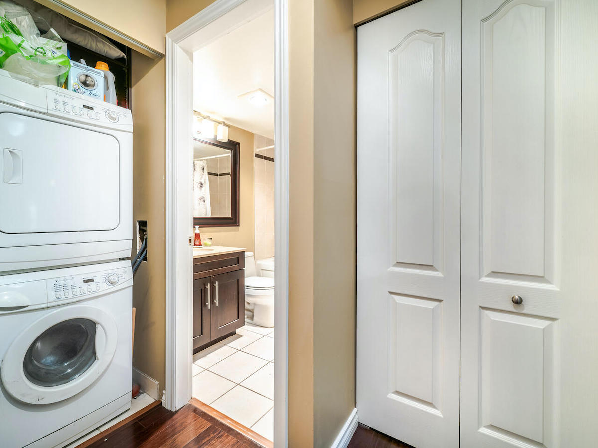 411-9890 Manchester Drive, Burnaby 14