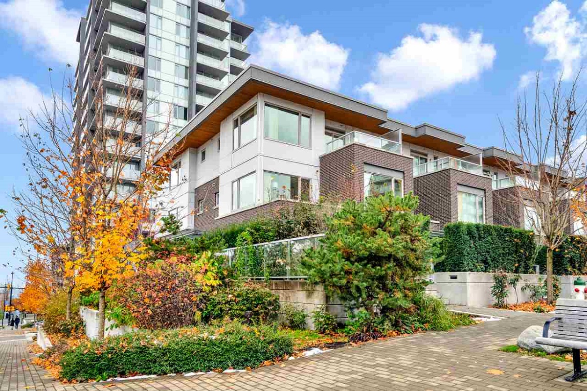 101 9050 Highland Court, Burnaby