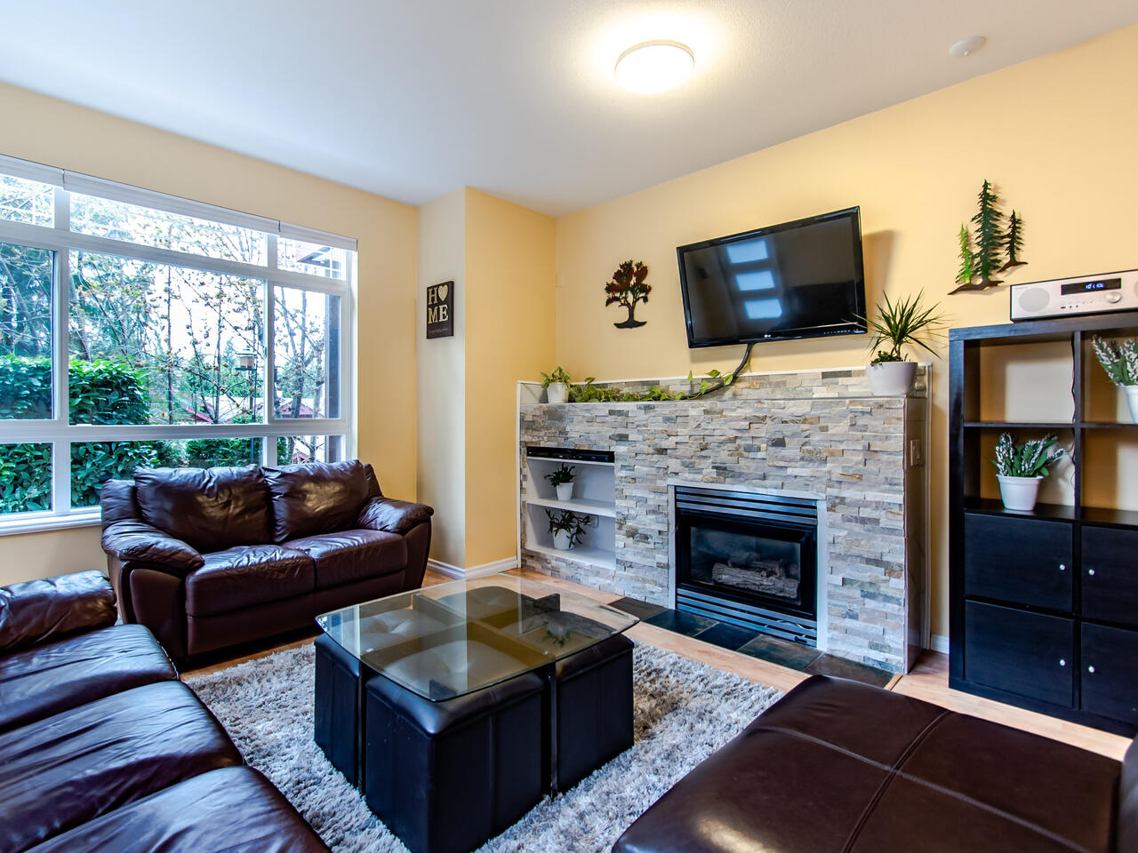 19 15 Forest Park Way, Port Moody 16
