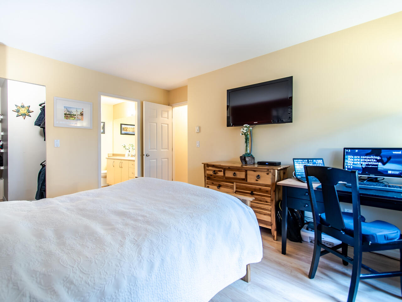 19 15 Forest Park Way, Port Moody 24