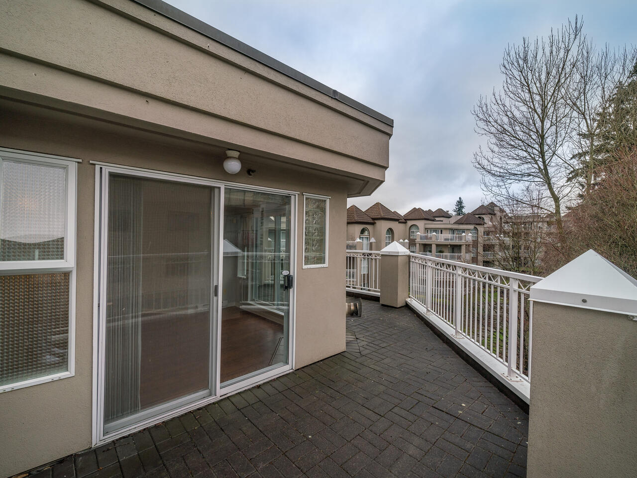 402 519 Twelfth St, New Westminster 11