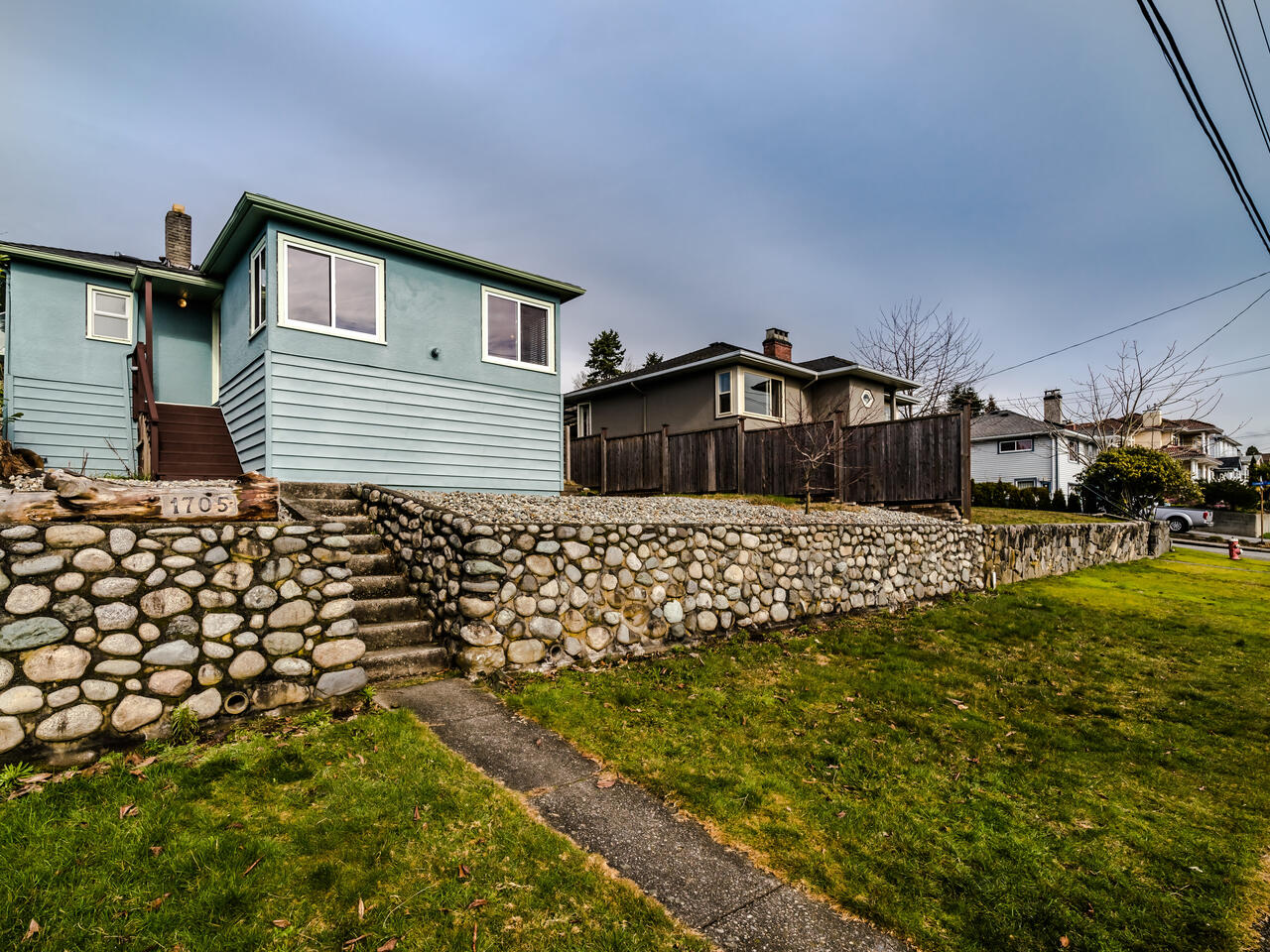 1705 Nanaimo St, New Westminster 2