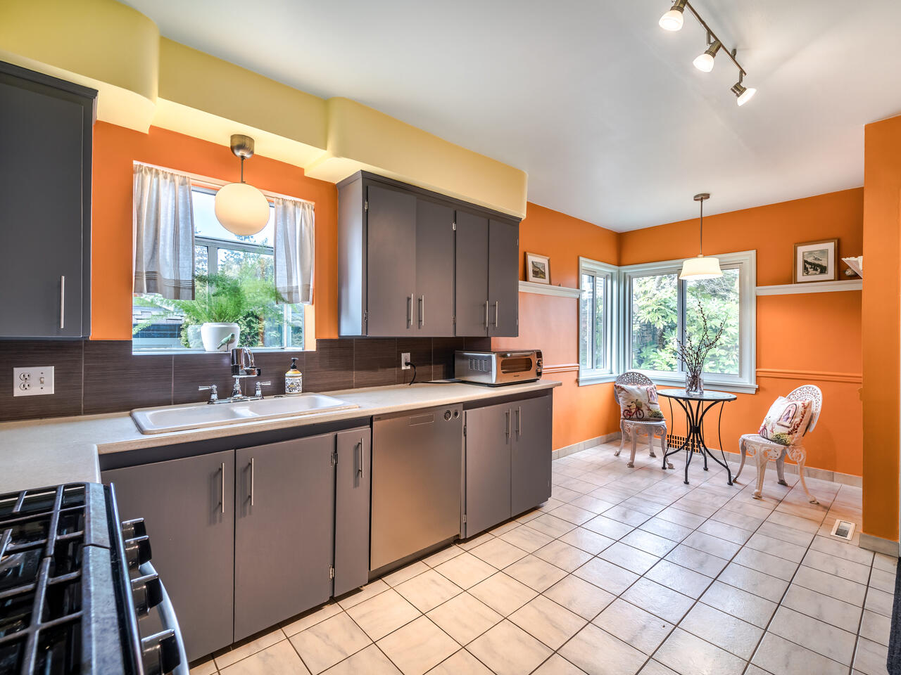 1705 Nanaimo St, New Westminster 12