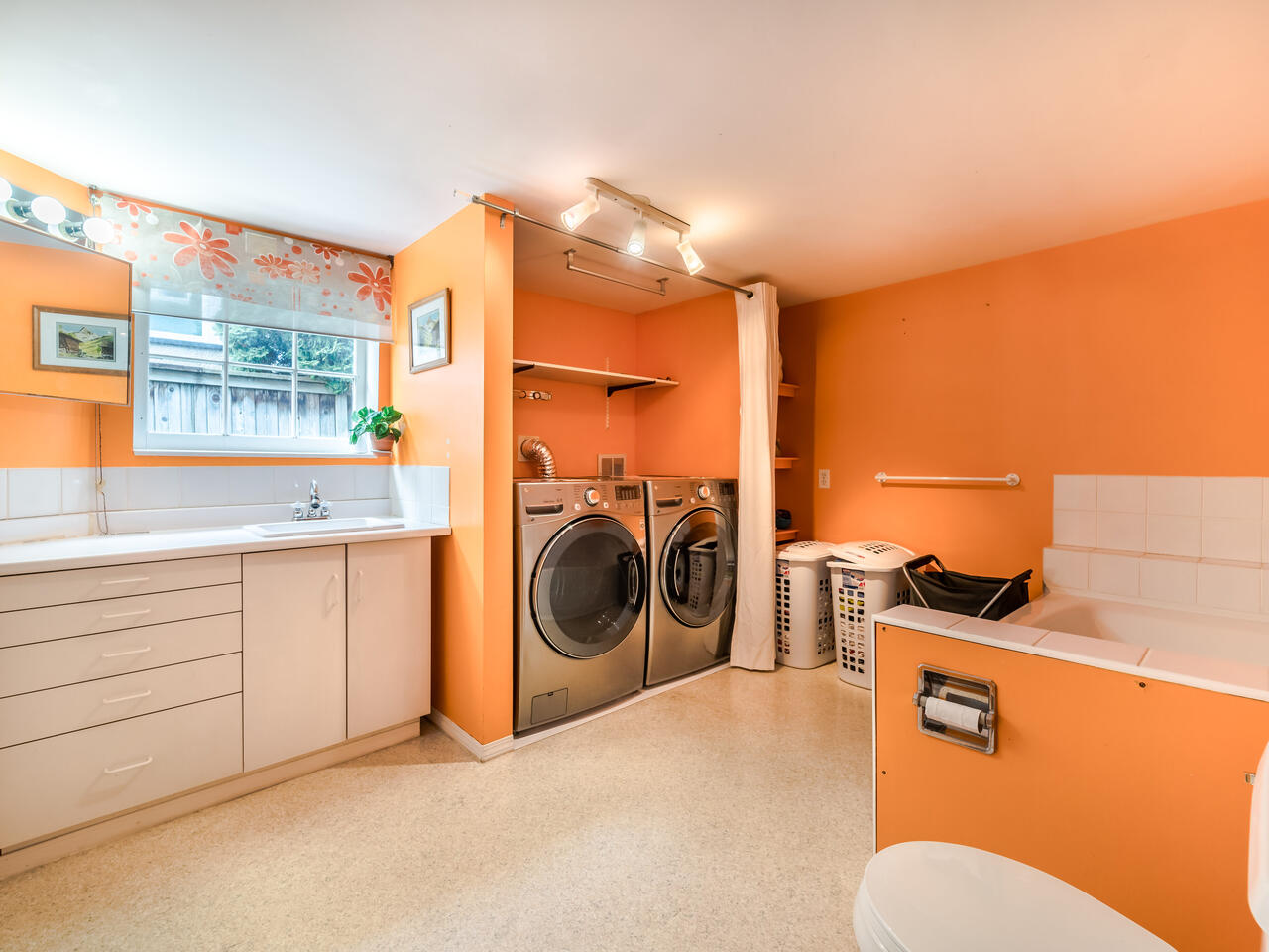 1705 Nanaimo St, New Westminster 16