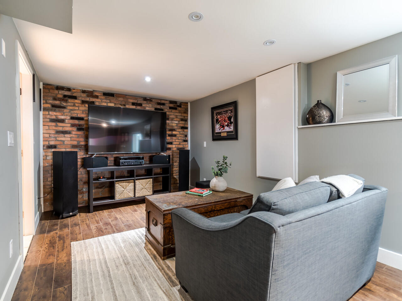 532 Amess St, New Westminster 24