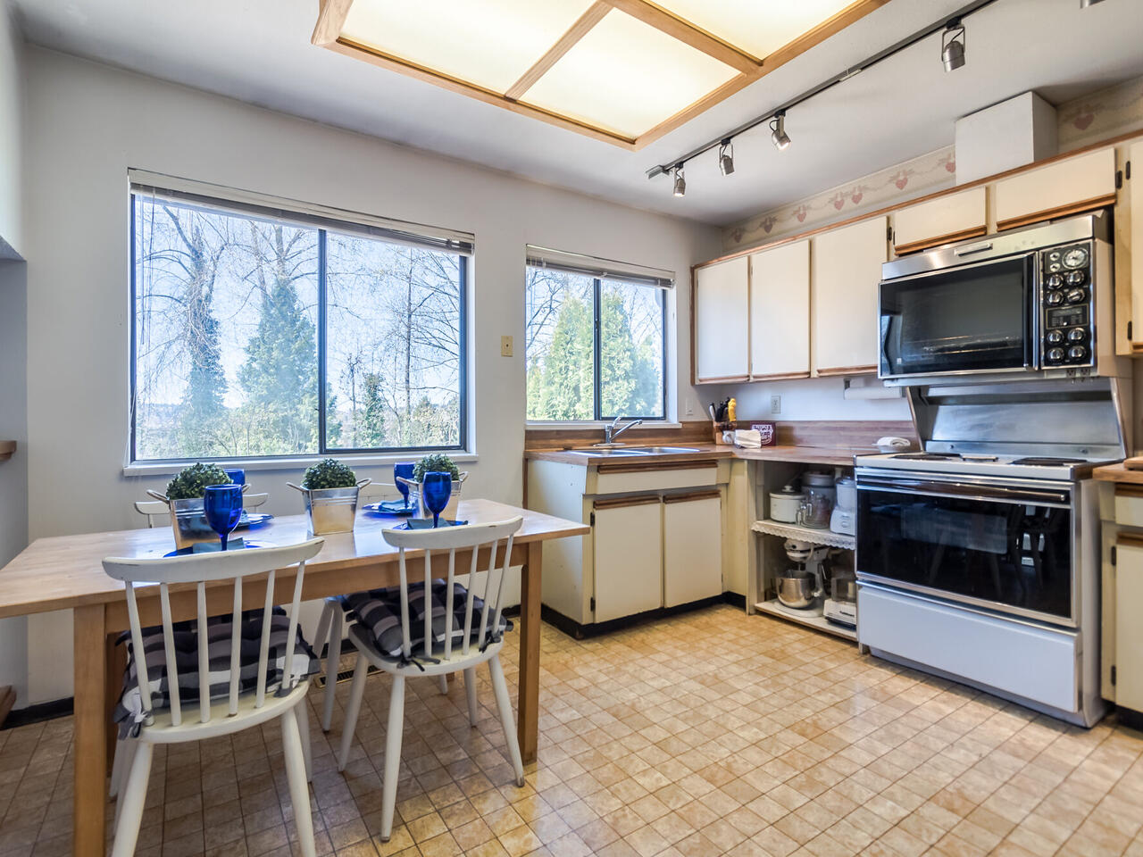 134 Croteau Court, Coquitlam 16