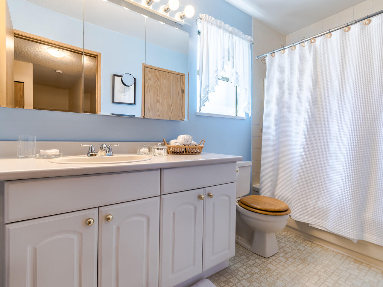 134 Croteau Court, Coquitlam 30