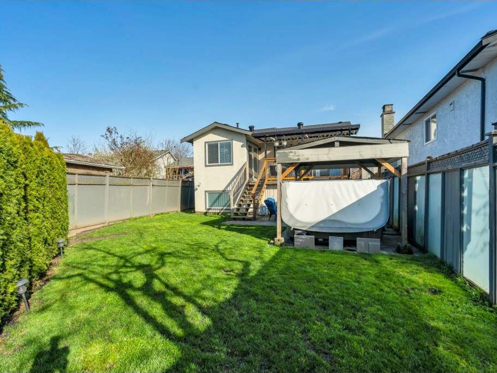 2373 Wakefield Court, Langley 36