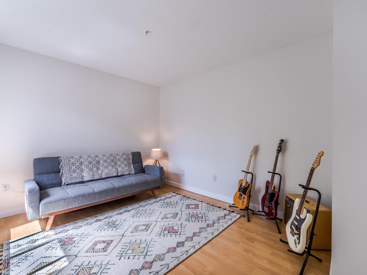 305 1009 Howay St, New Westminster 16