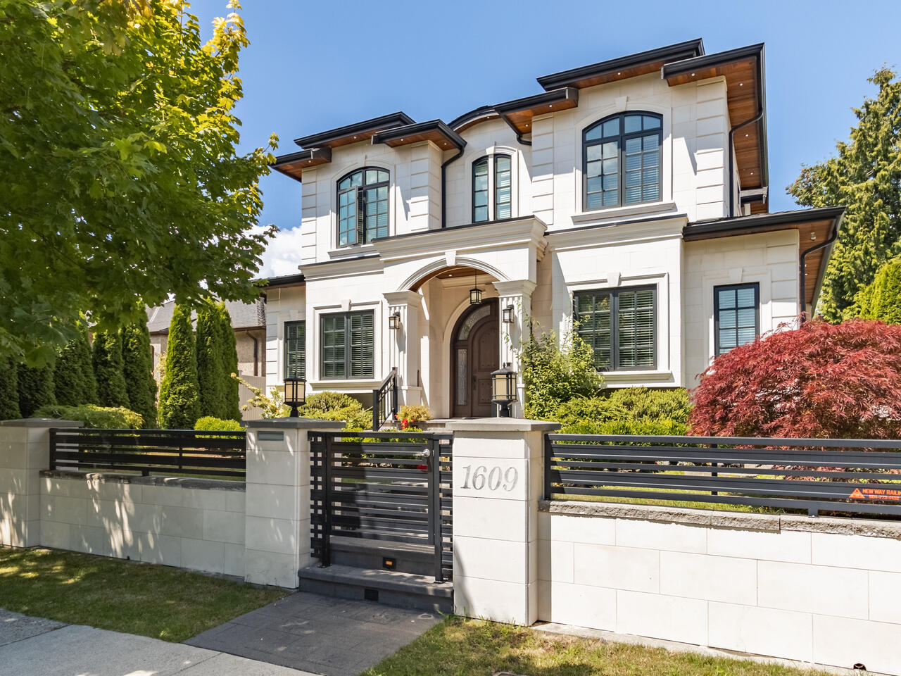 1609 Dublin St, New Westminster 3