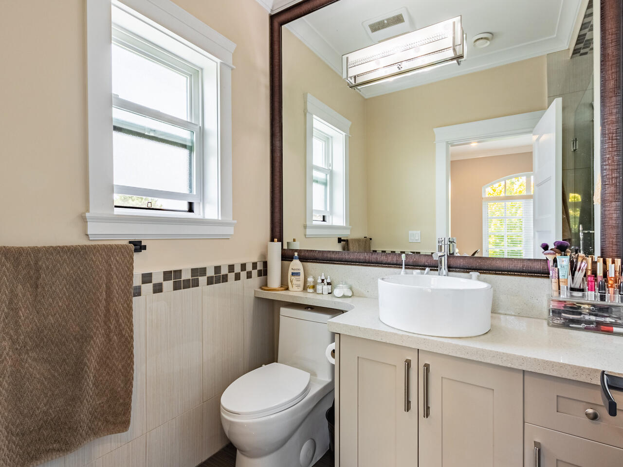 1609 Dublin St, New Westminster 18