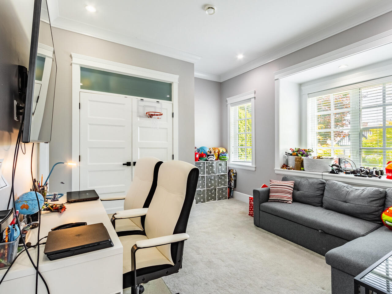 1609 Dublin St, New Westminster 26