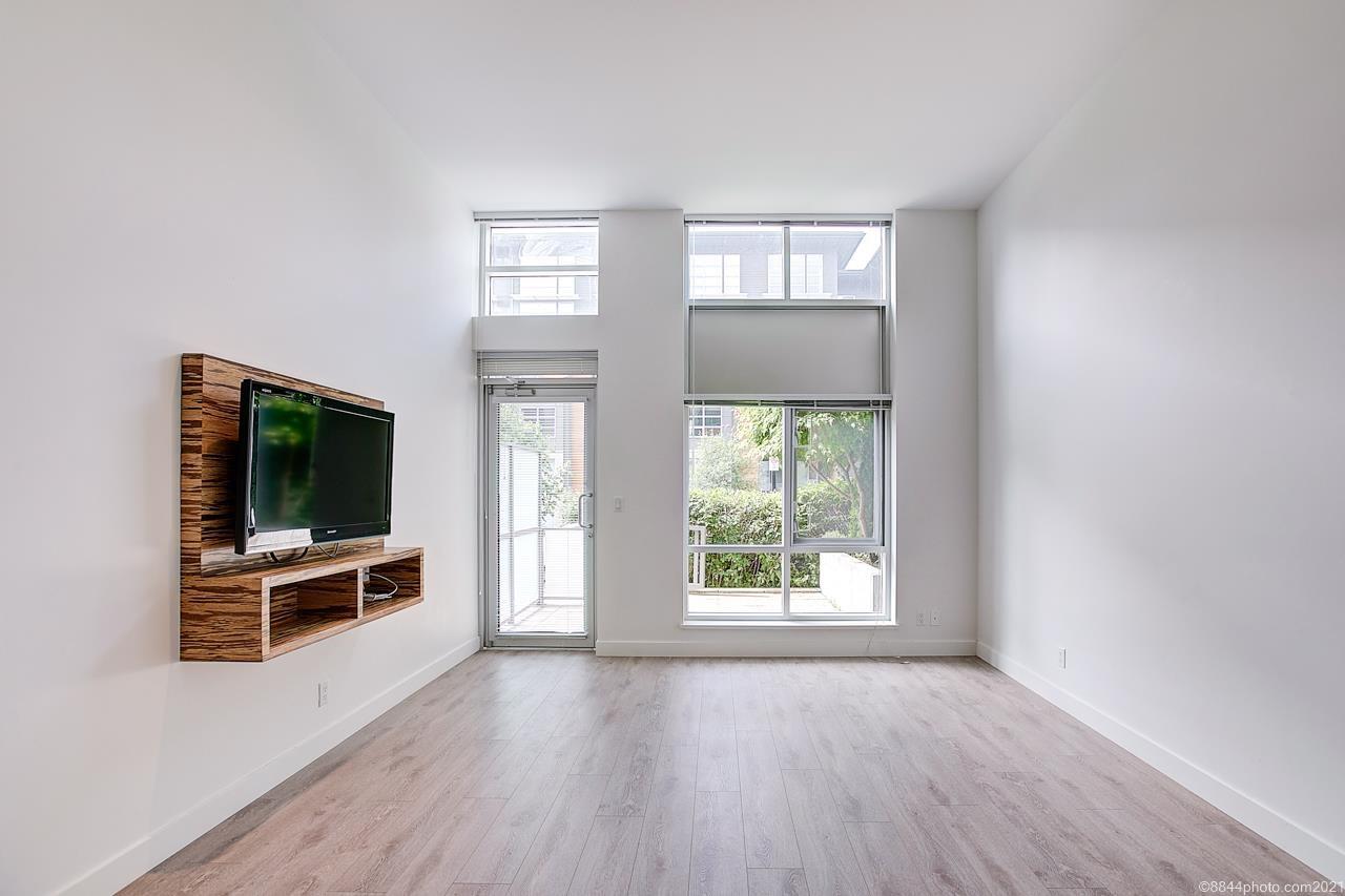 4 9150 University High Street, Burnaby North 13