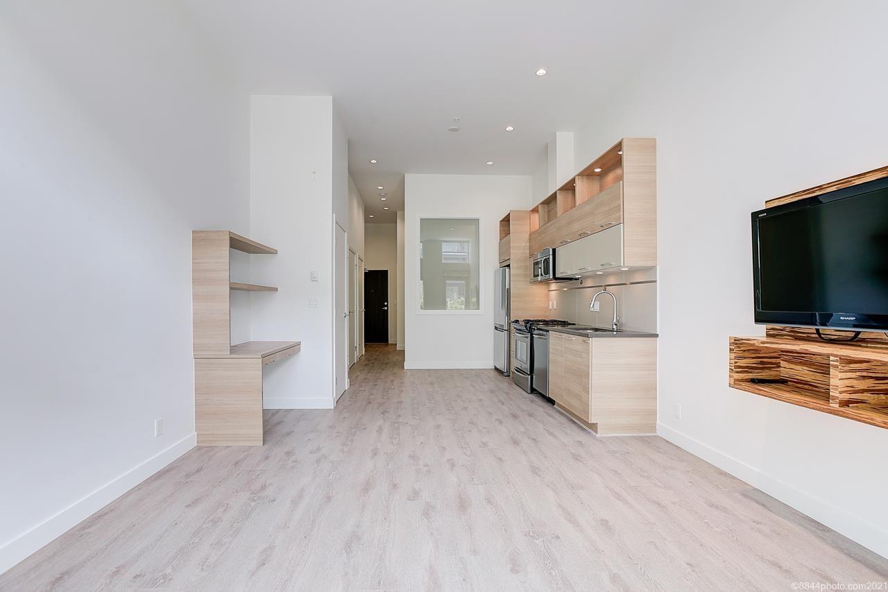 4 9150 University High Street, Burnaby North 16