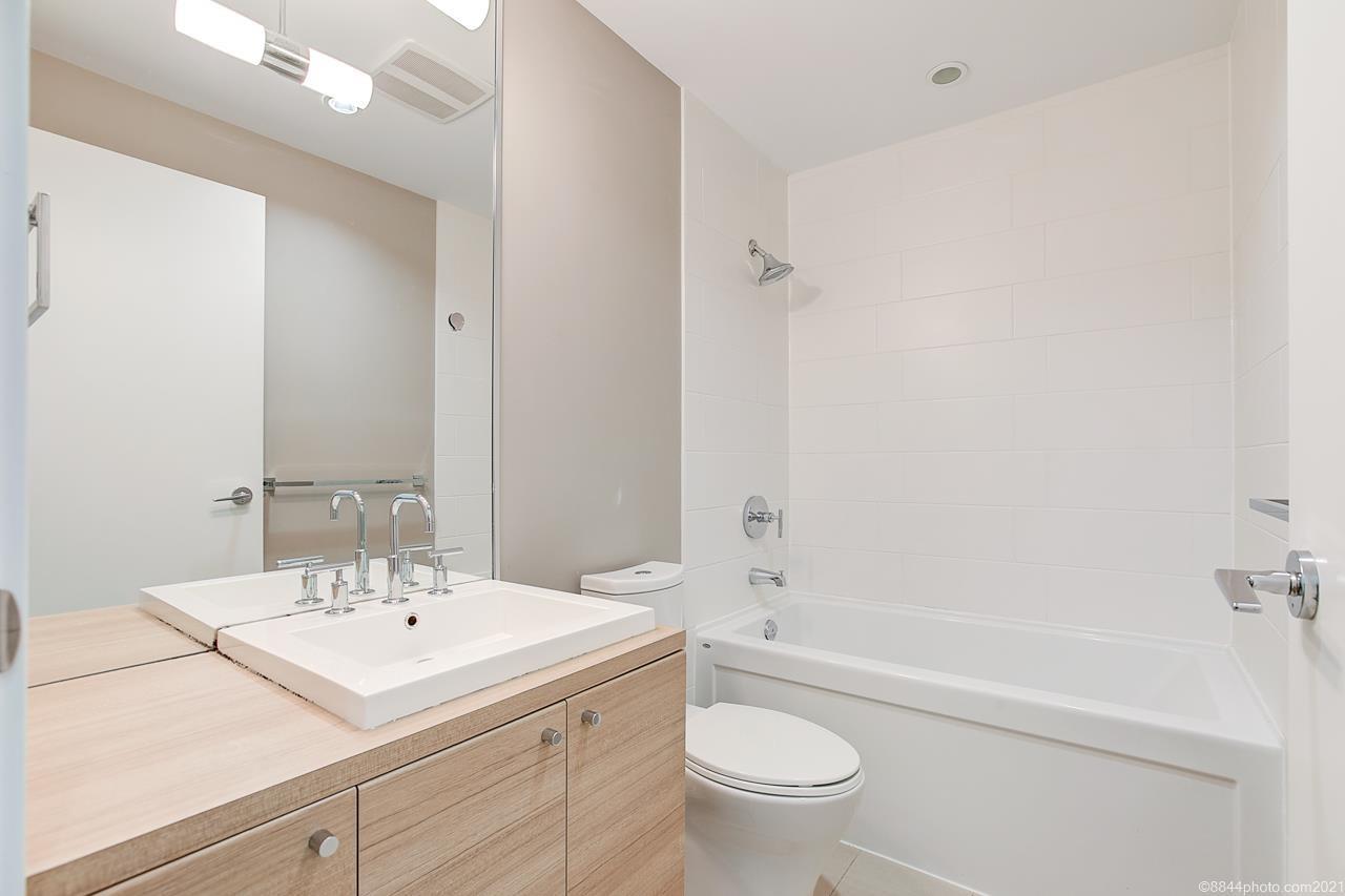 4 9150 University High Street, Burnaby North 31