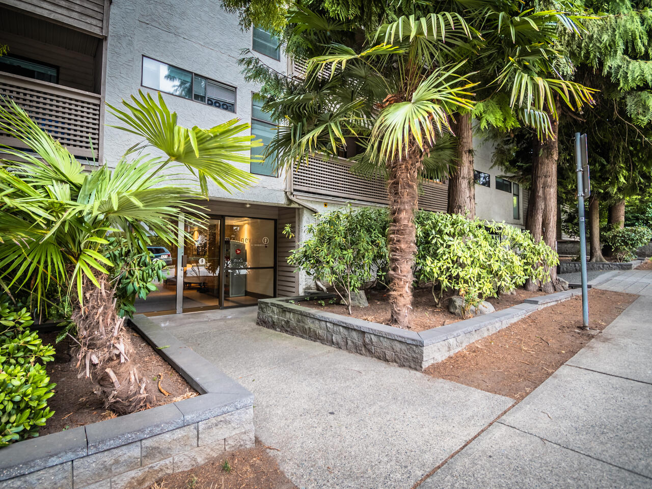 109-423 Agnes Street, New Westminster 2