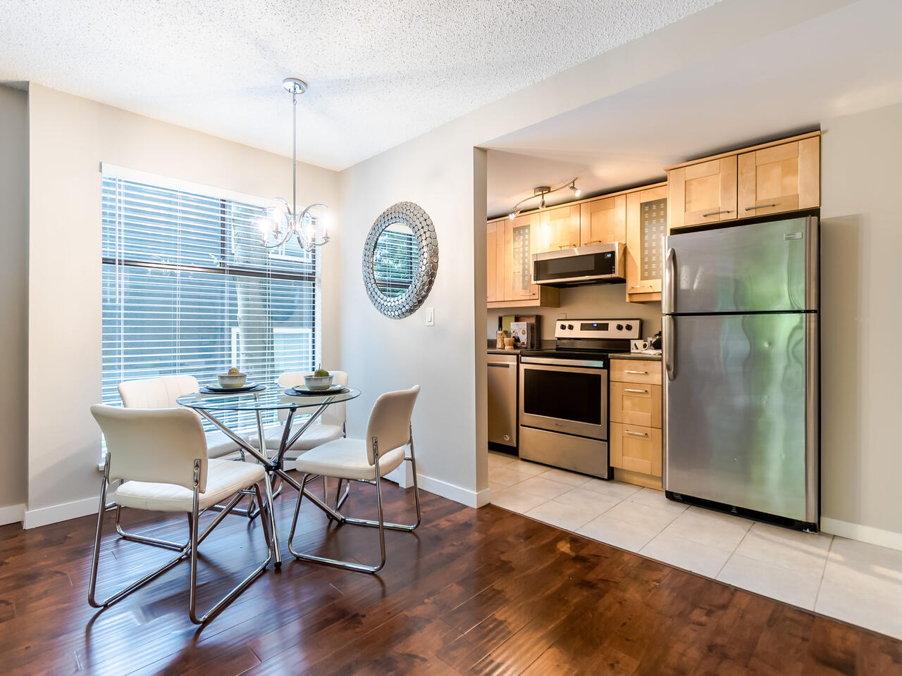 109-423 Agnes Street, New Westminster 13