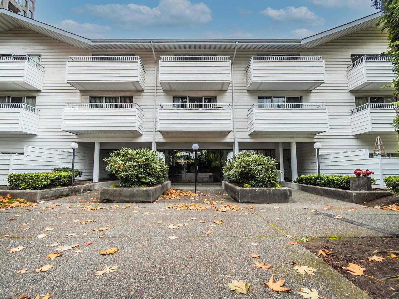 208-707 Eighth St, New Westminster 4
