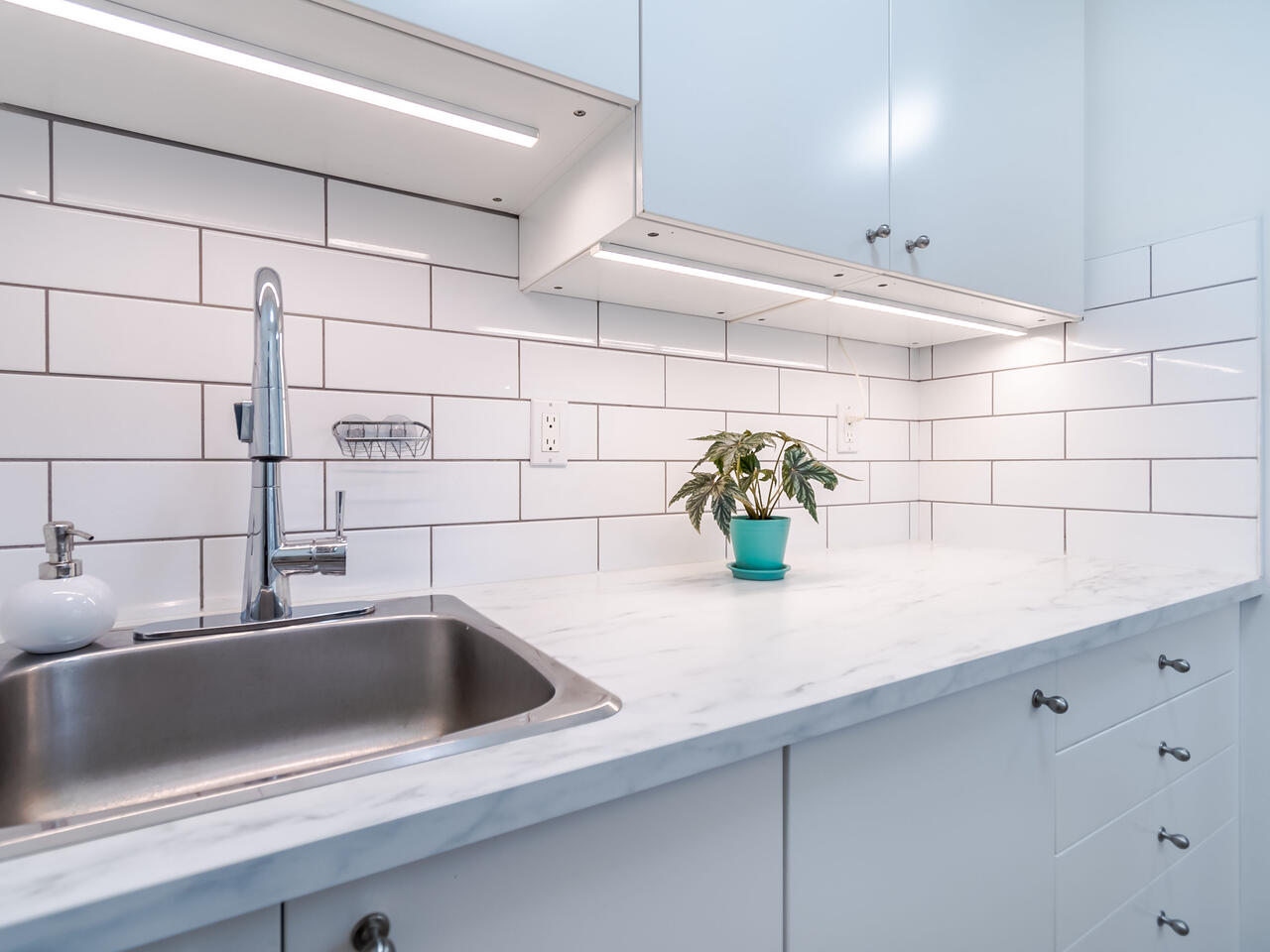 208-707 Eighth St, New Westminster 8
