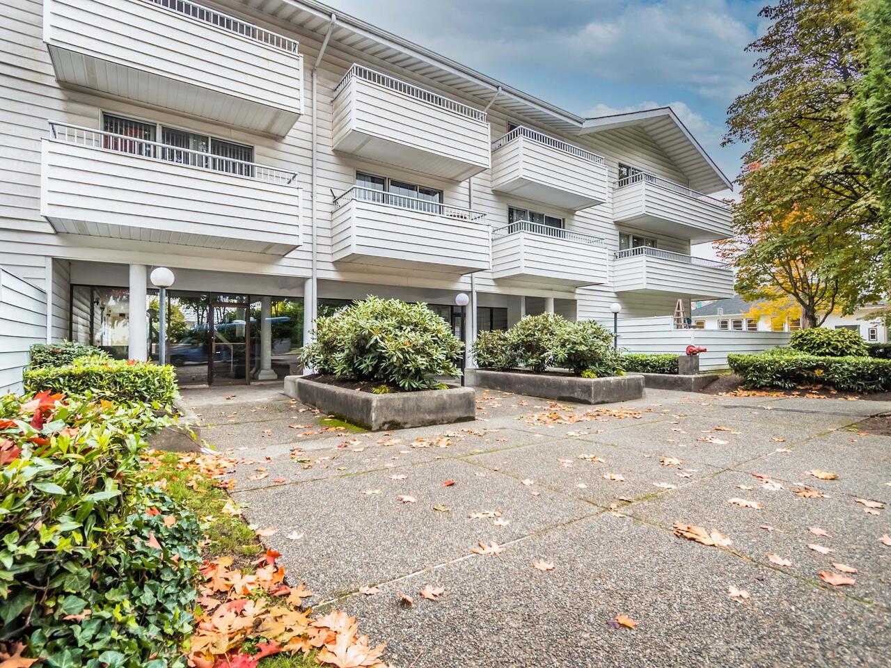208-707 Eighth St, New Westminster 24