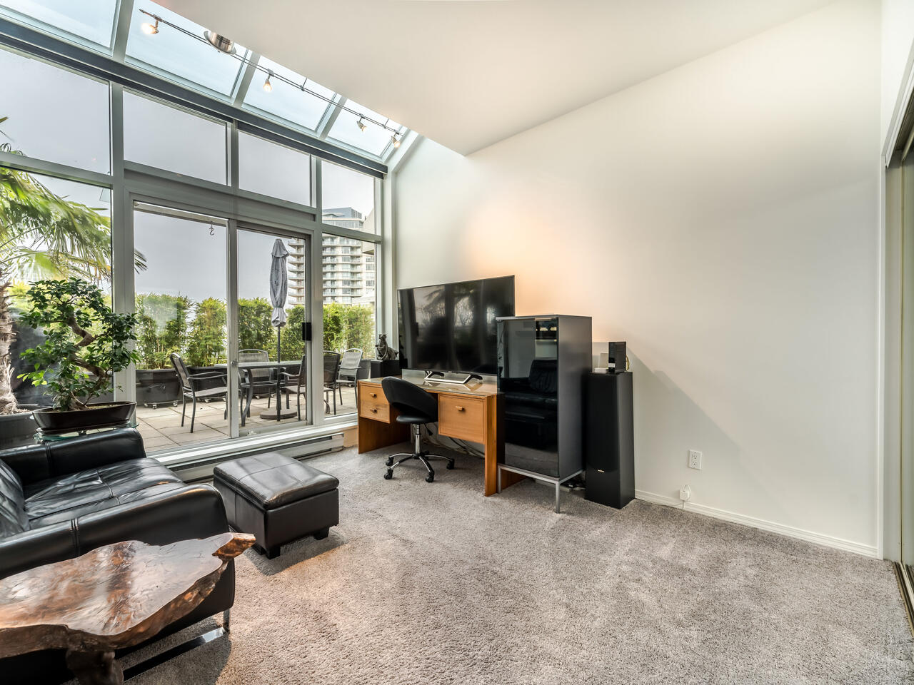 2401-6055 Nelson Avenue, Burnaby 3