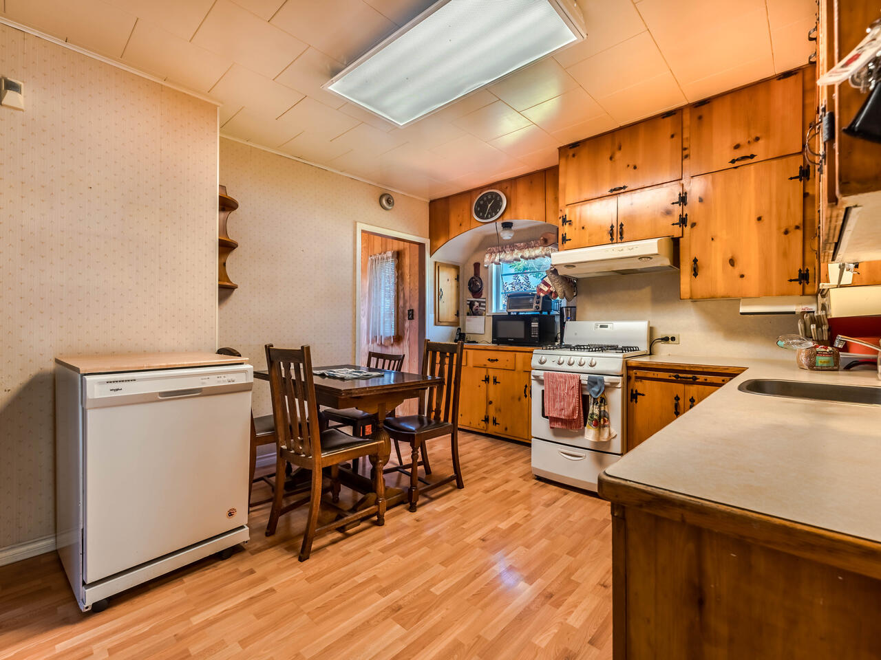 321 Oliver Street, New Westminster 8
