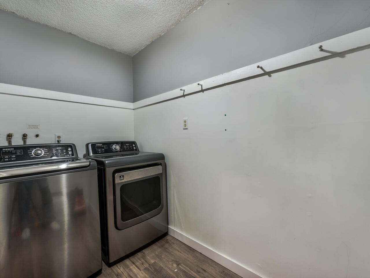 210 1011 Fourth Avenue, New Westminster 14
