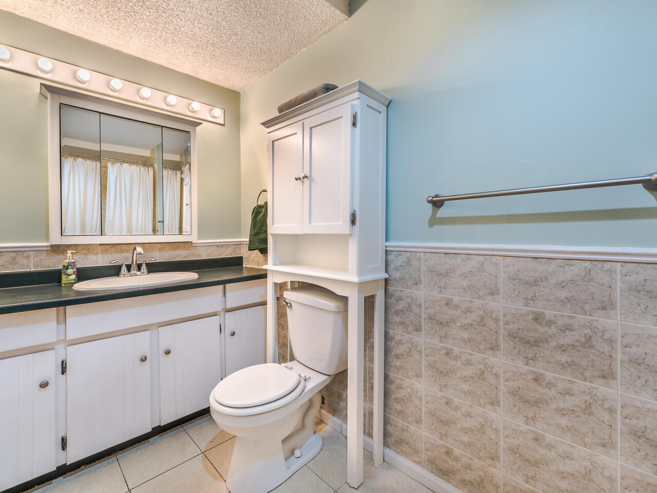 210 1011 Fourth Avenue, New Westminster 12