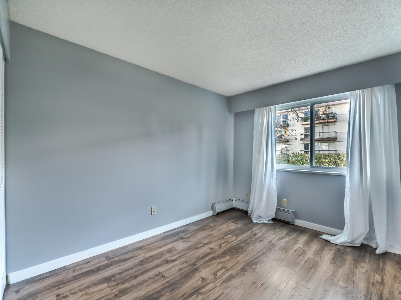 210 1011 Fourth Avenue, New Westminster 8