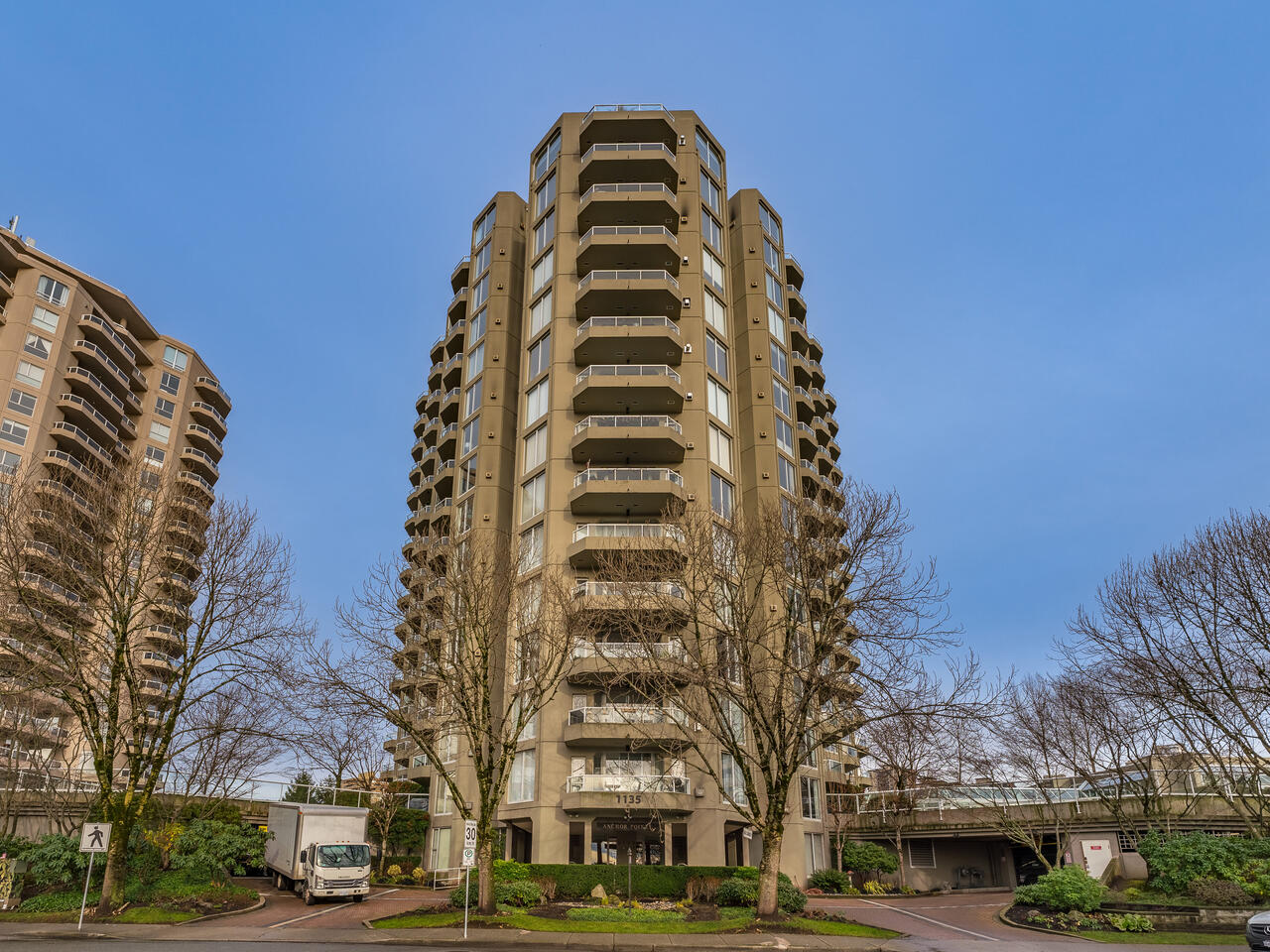 103 1135 Quayside Drive, New Westminster 2