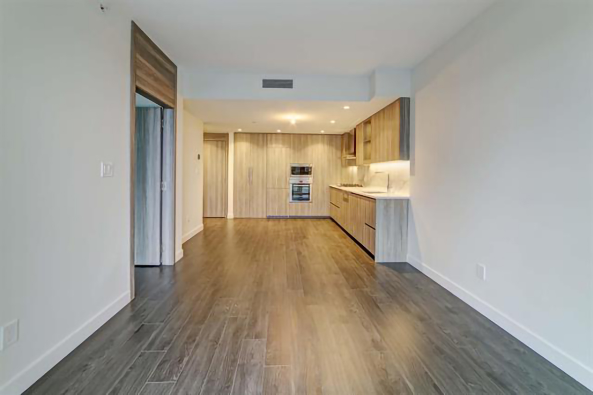 701 9887 Whalley Boulevard, North Surrey 15