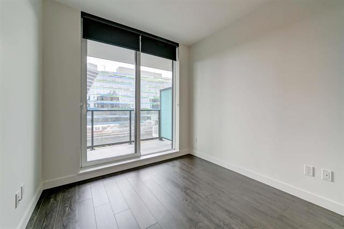 701 9887 Whalley Boulevard, North Surrey 9