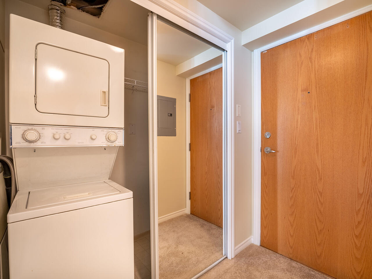 906 680 Clarkson Street, New Westminster 2
