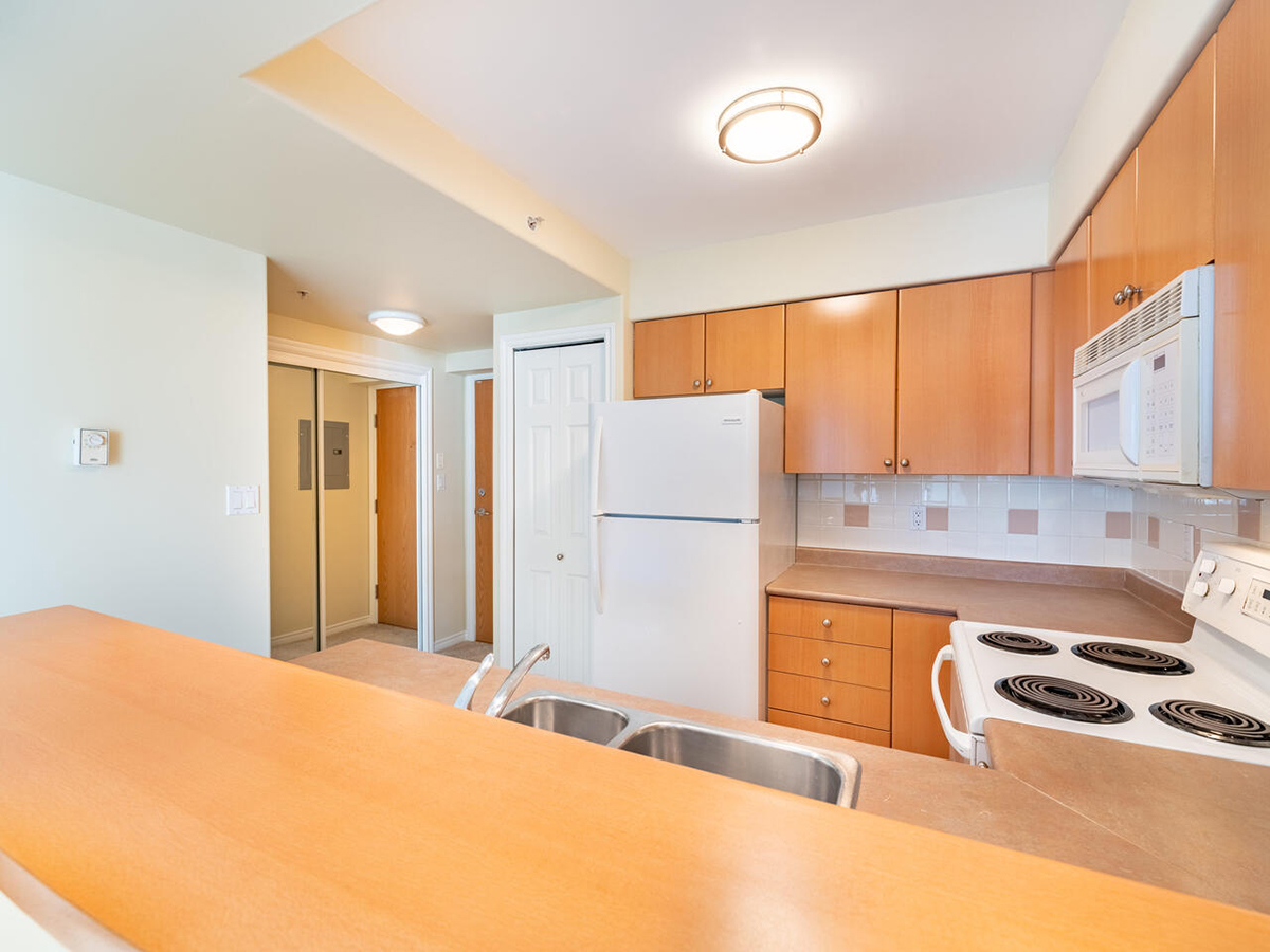 906 680 Clarkson Street, New Westminster 5