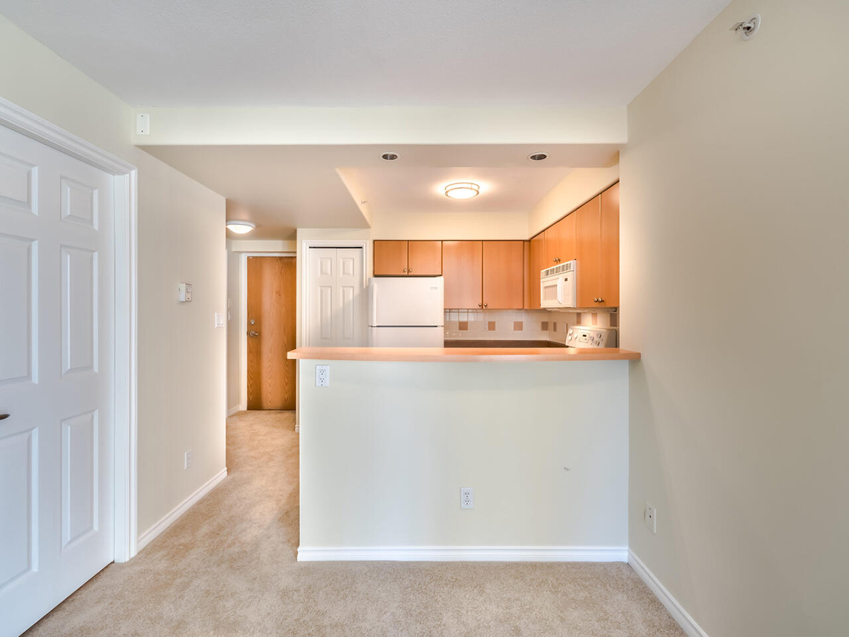 906 680 Clarkson Street, New Westminster 8
