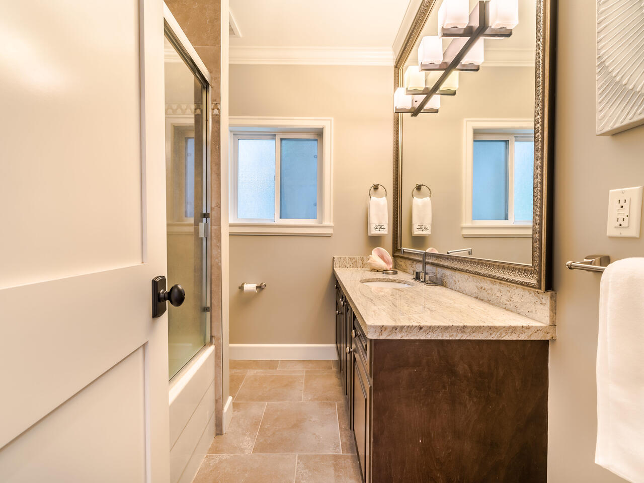 1415 Nanaimo Street, New Westminster 28