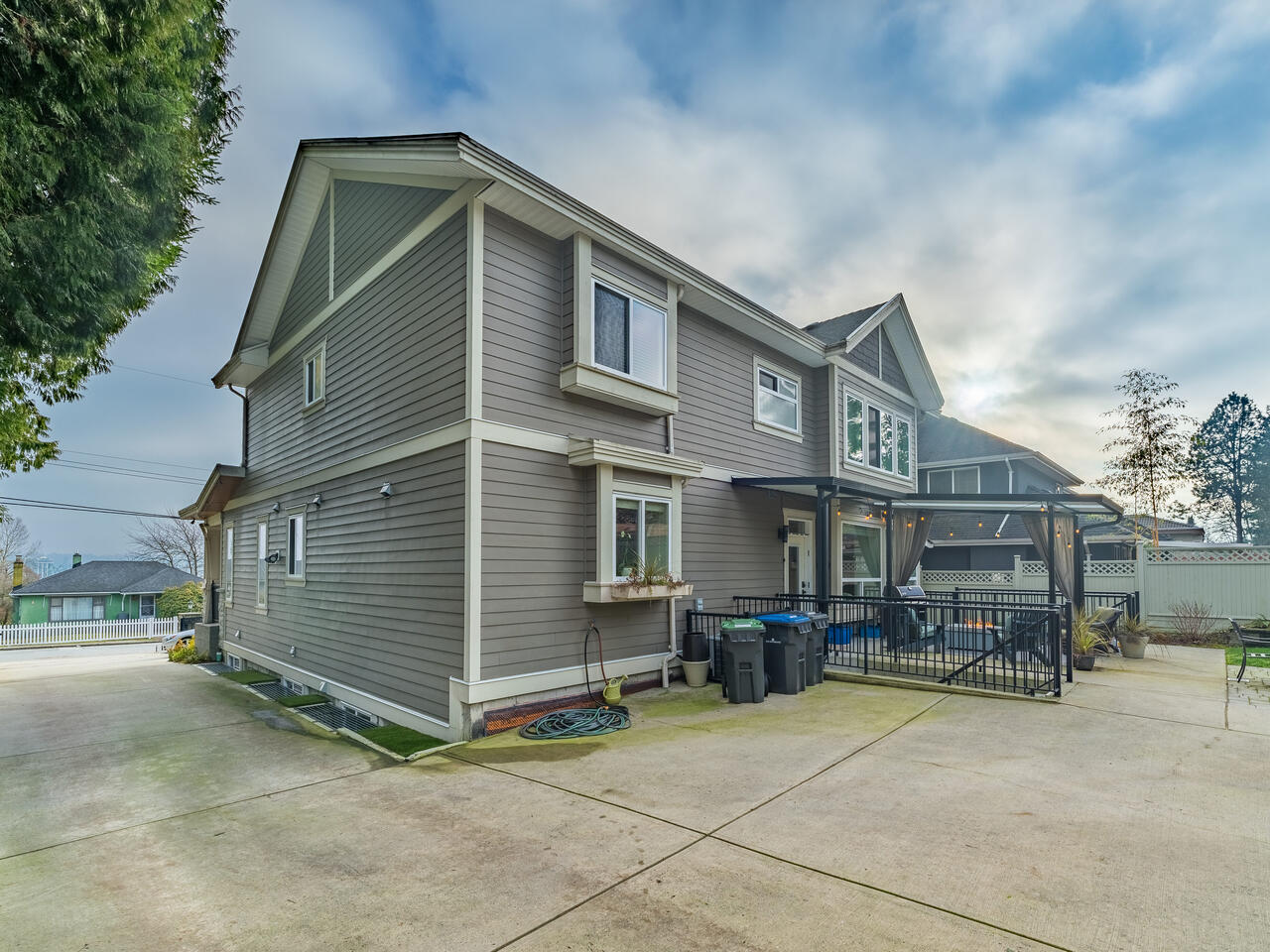 1415 Nanaimo Street, New Westminster 38