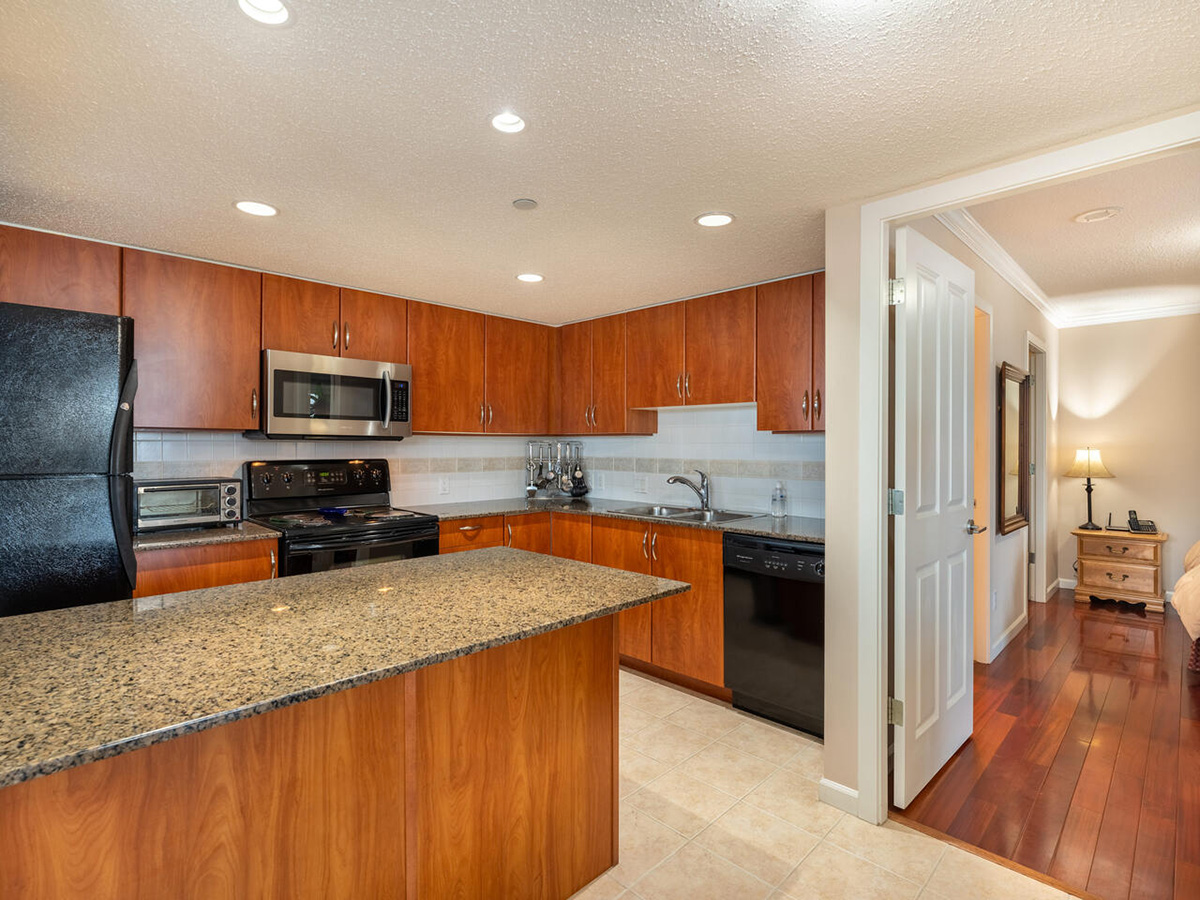 1802 615 Hamilton Street, New Westminster 13