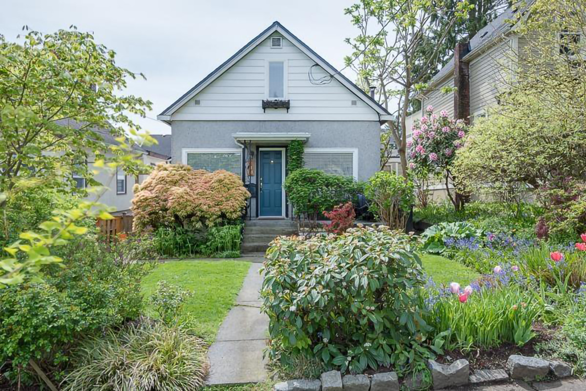 328 Strand Avenue, New Westminster