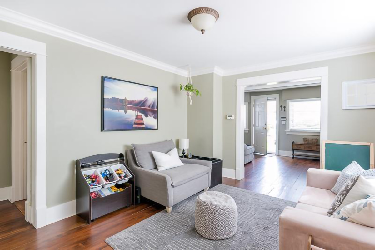328 Strand Avenue, New Westminster 19