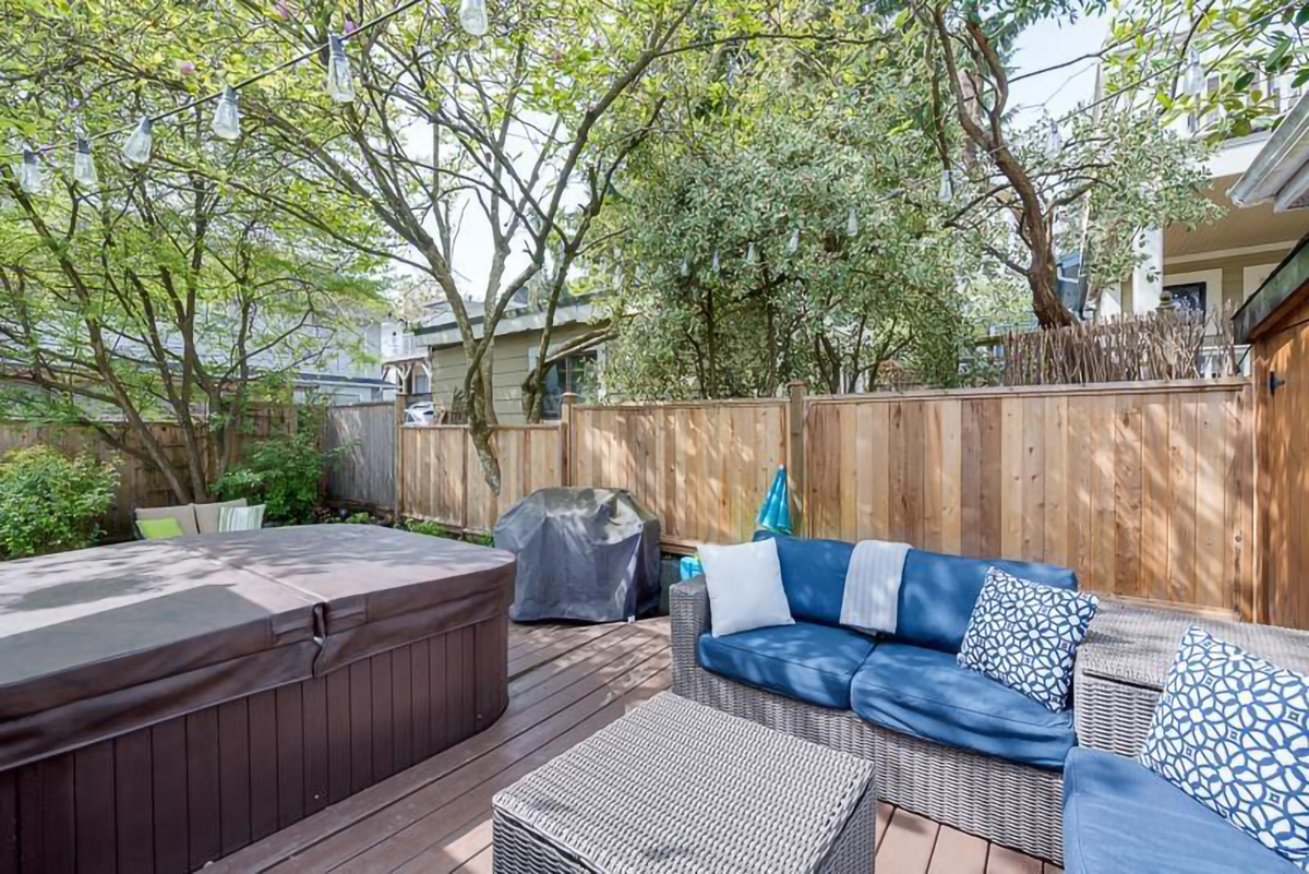 328 Strand Avenue, New Westminster 31