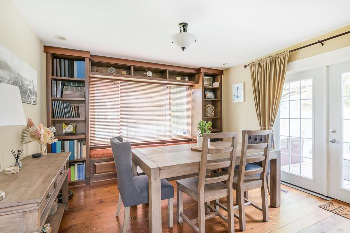 328 Strand Avenue, New Westminster 9