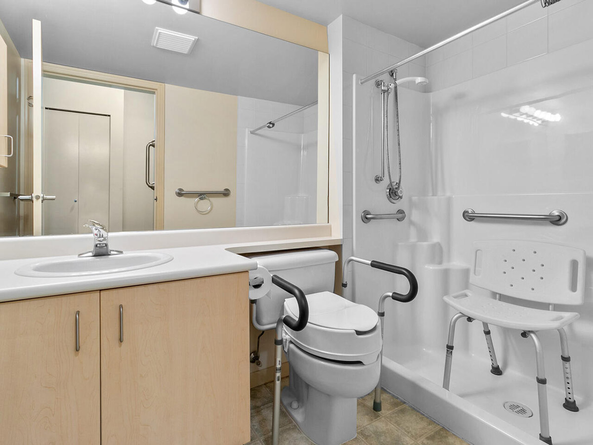 301 2266 Atkins Avenue, Port Coquitlam 17