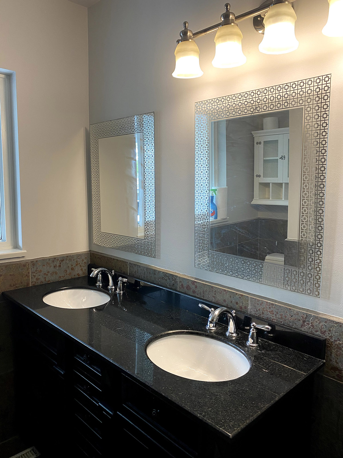 326 Hoult Street, New Westminster 28