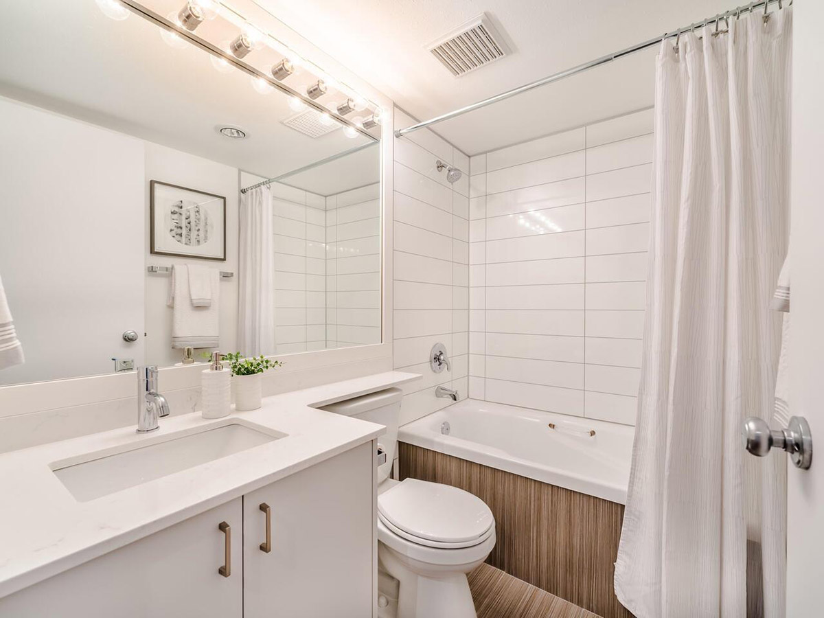 1105 121 Tenth Street, New Westminster 17