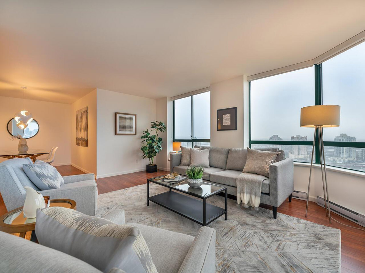 1105 121 Tenth Street, New Westminster 4