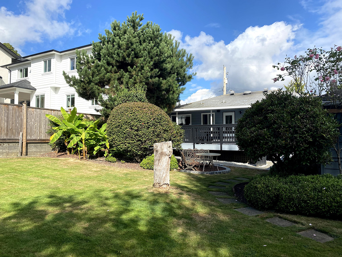 326 Hoult Street, New Westminster 31