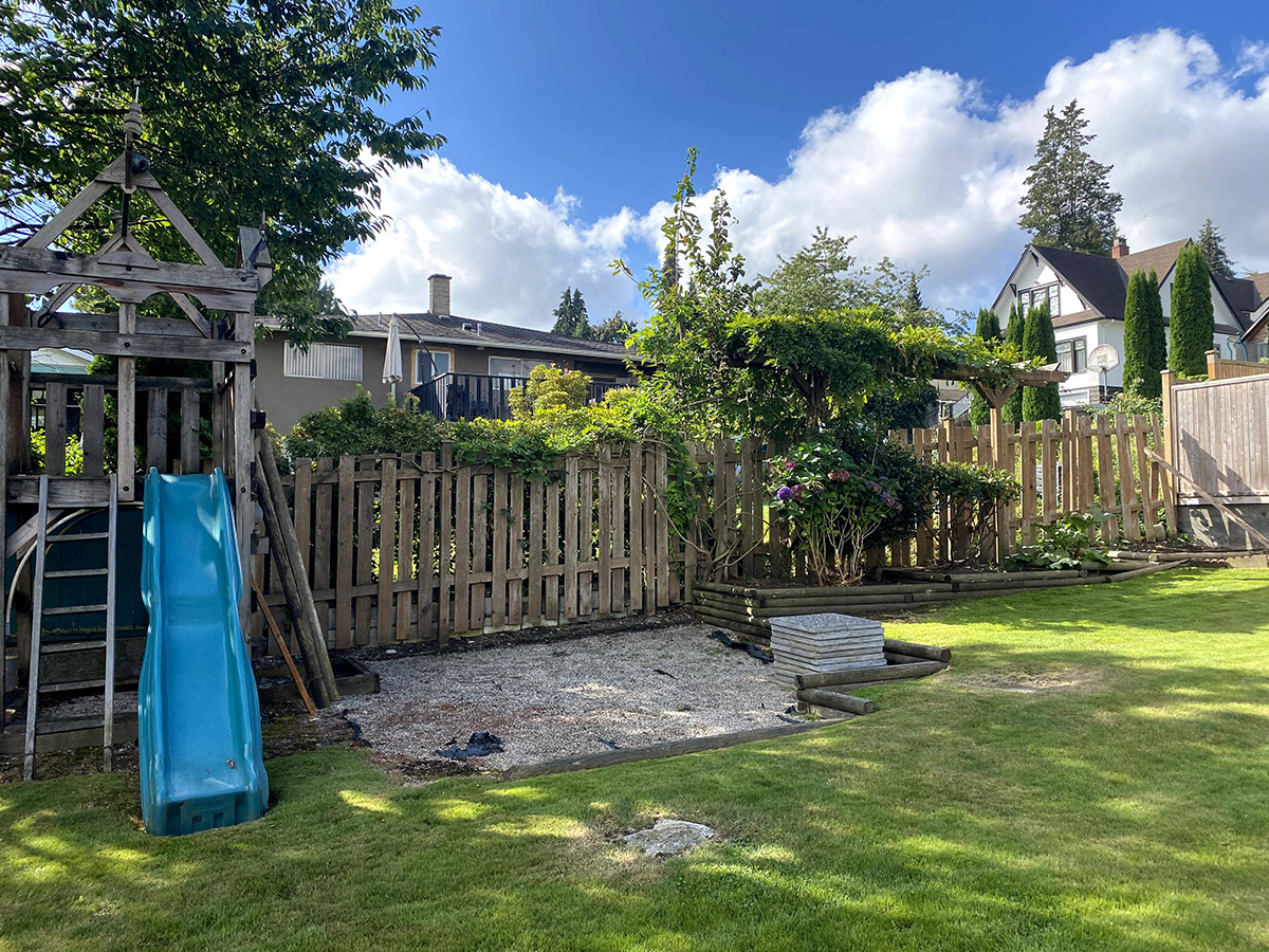 326 Hoult Street, New Westminster 34