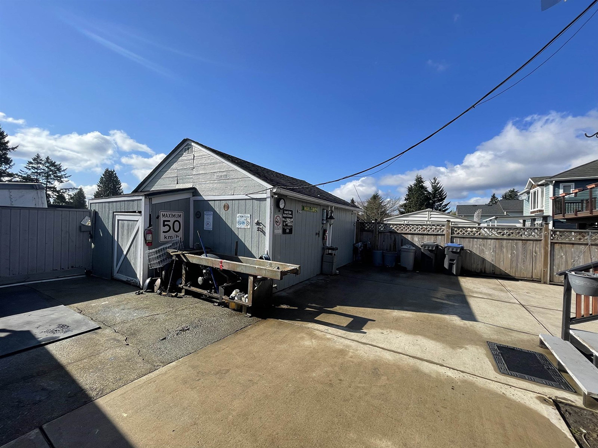 420 Alberta Street, New Westminster 13
